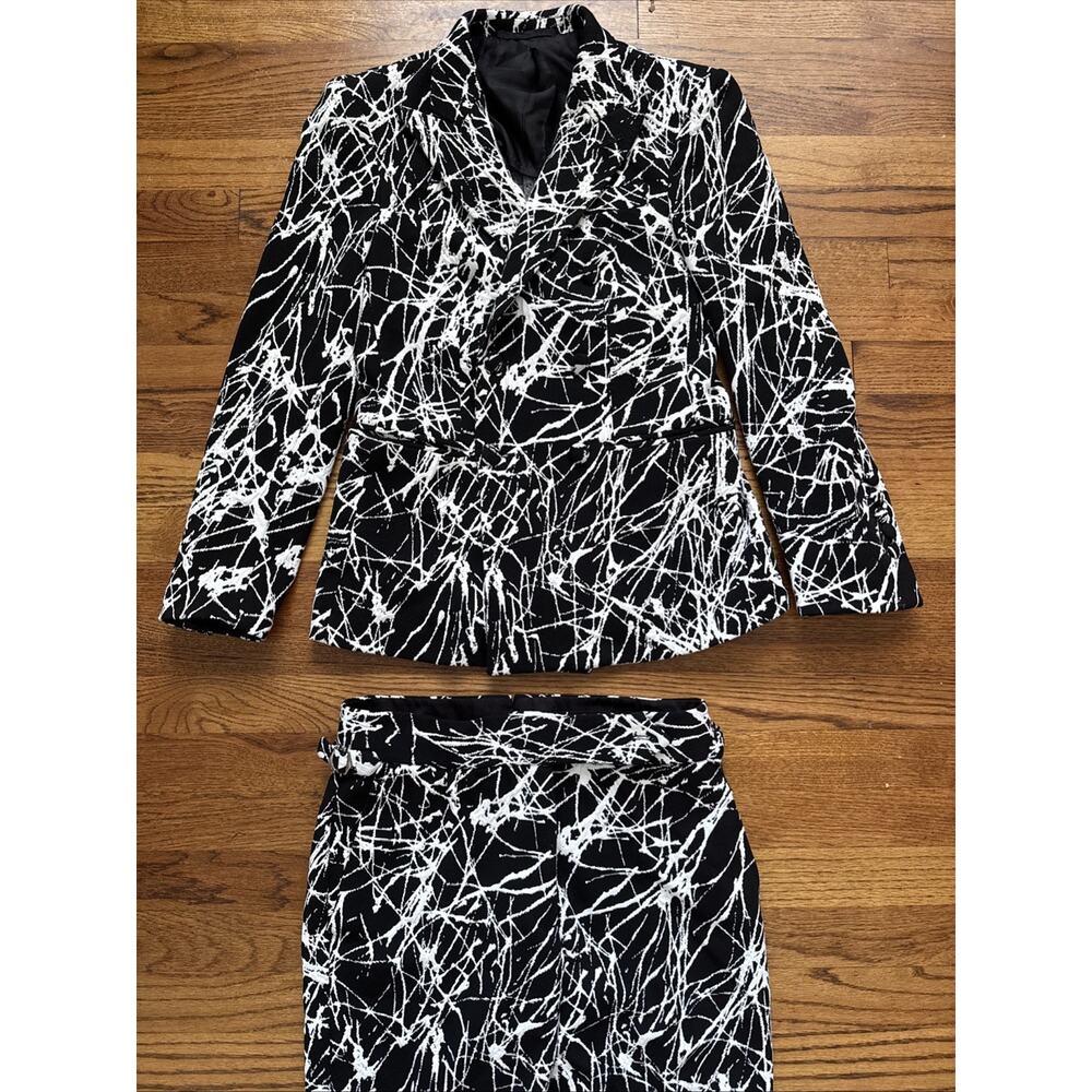Frere Women’s Classic Suit Blazer And Pants Black/ White Size:see Photo